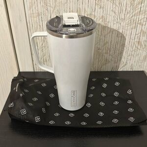 BrüMate teddy xl white glitter tumbler